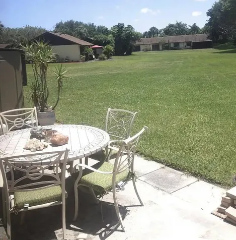 80 Vía De Casas Norte Boynton Beach FL 33426