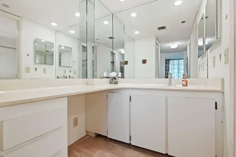 3520 Oaks Way Pompano Beach FL 33069