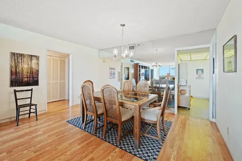 3520 Oaks Way Pompano Beach FL 33069