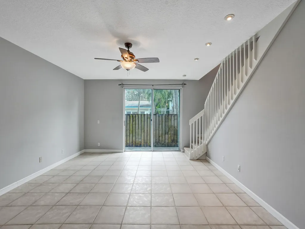 1210 W Las Olas Boulevard Fort Lauderdale FL 33312