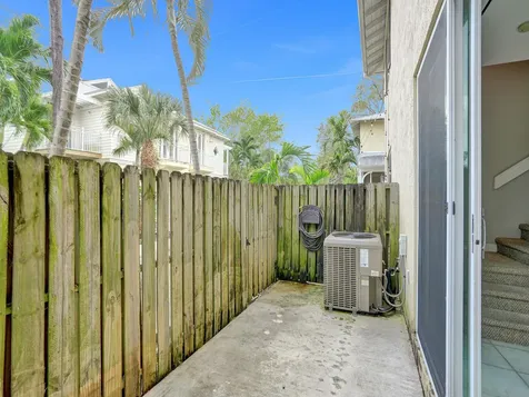 1210 W Las Olas Boulevard Fort Lauderdale FL 33312