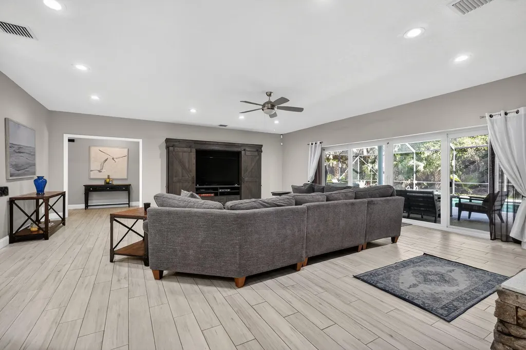 9417 Whippoorwill Trail Jupiter FL 33478