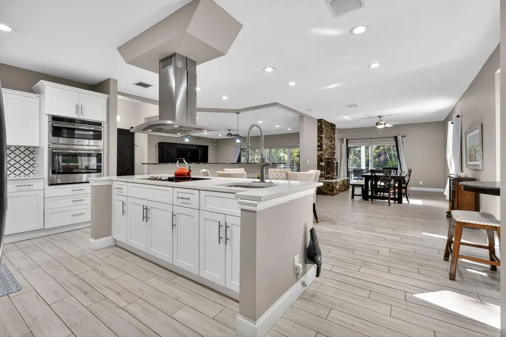 9417 Whippoorwill Trail Jupiter FL 33478