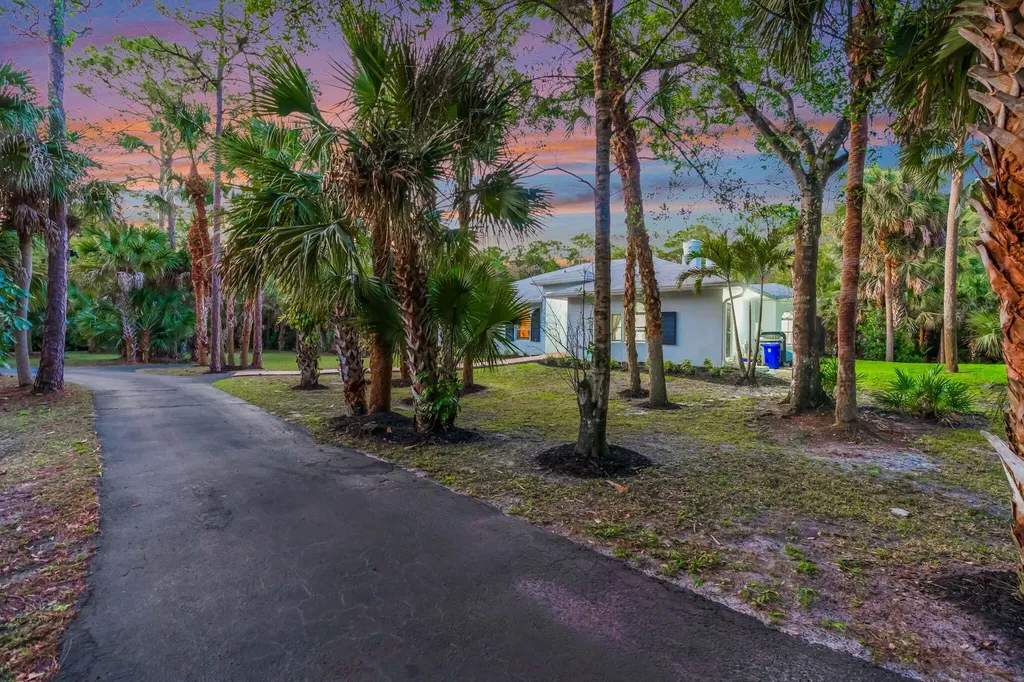 9417 Whippoorwill Trail Jupiter FL 33478