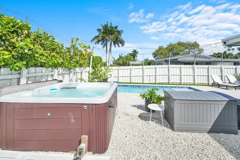2824 NW 6th Avenue Wilton Manors FL 33311