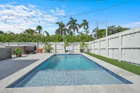 2824 NW 6th Avenue Wilton Manors FL 33311