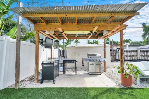 2824 NW 6th Avenue Wilton Manors FL 33311