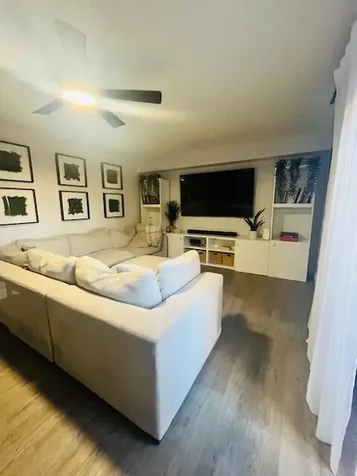 5902 59th Way West Palm Beach FL 33409