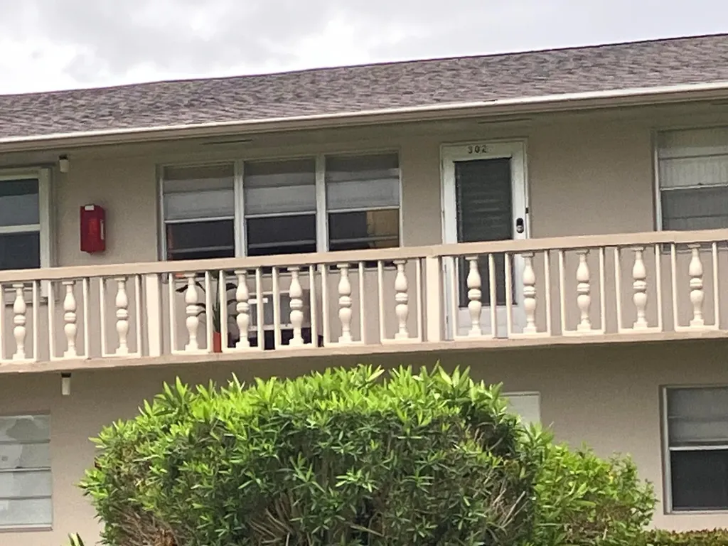 302 Northampton O West Palm Beach FL 33417