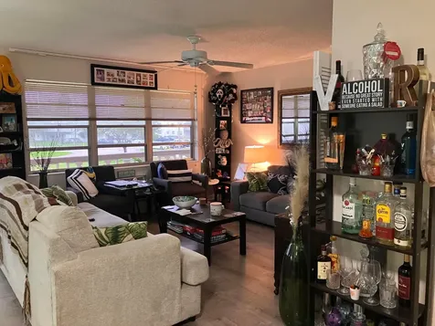 302 Northampton O West Palm Beach FL 33417