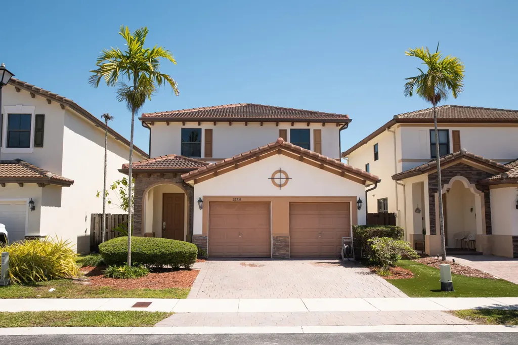 22751 SW 92nd Place Cutler Bay FL 33189