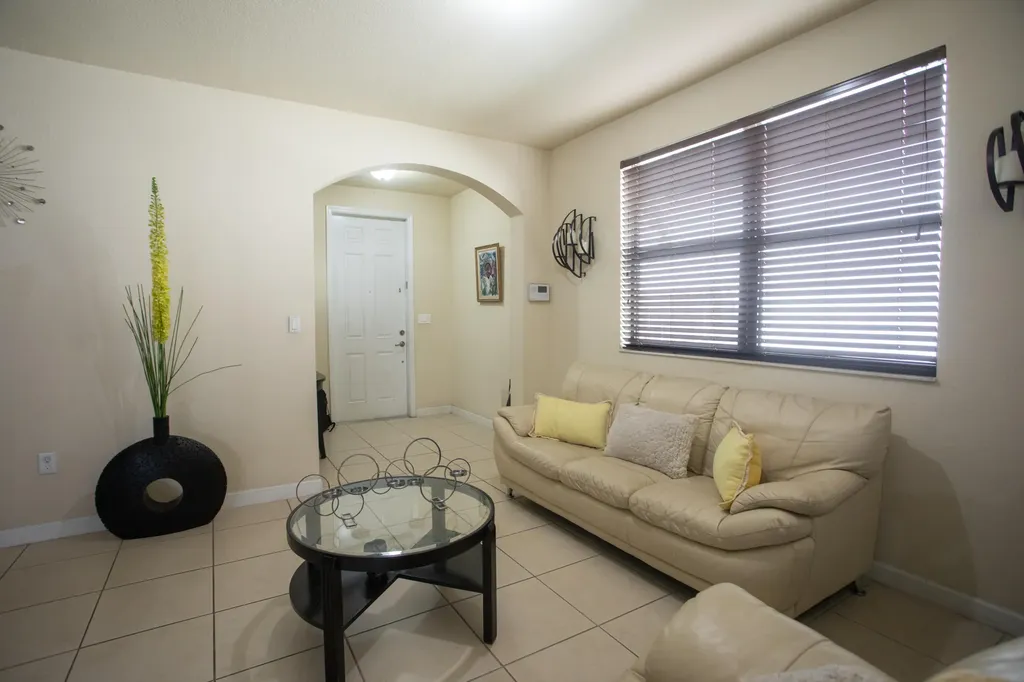 22751 SW 92nd Place Cutler Bay FL 33189