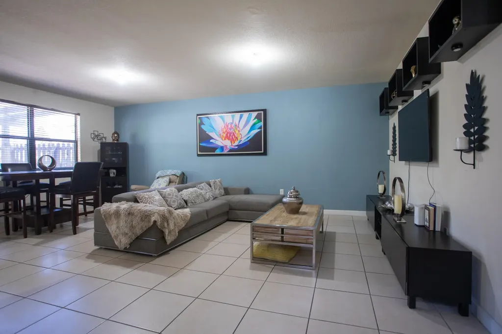 22751 SW 92nd Place Cutler Bay FL 33189