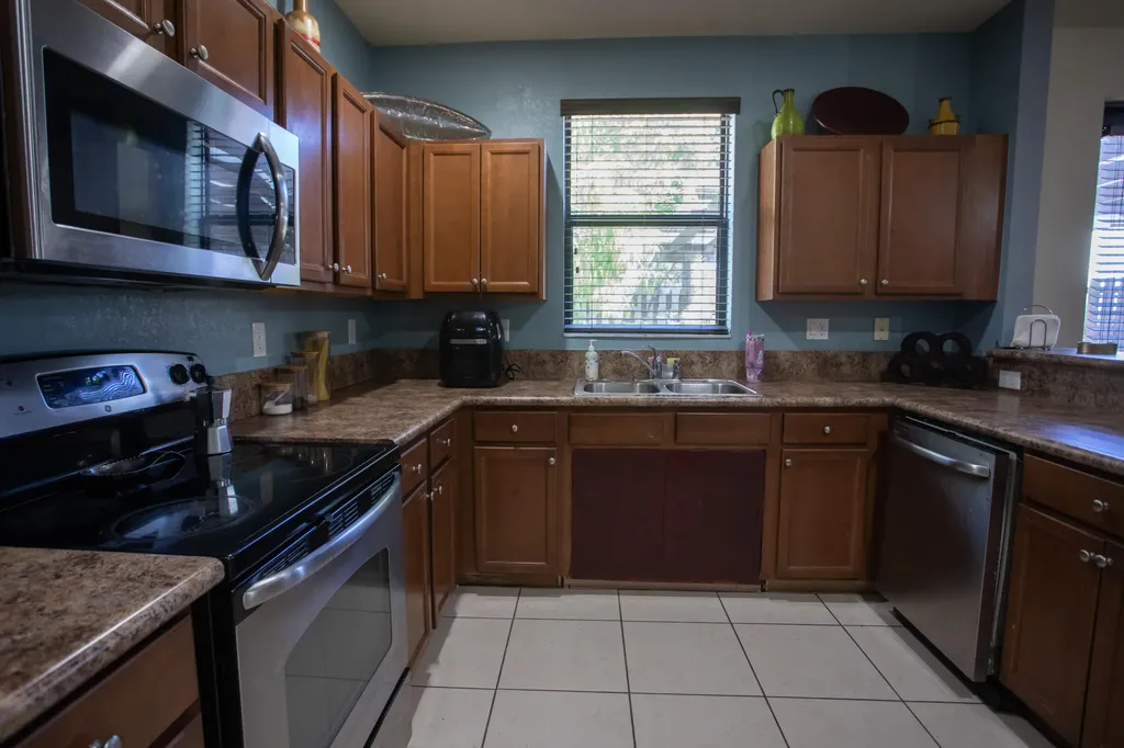 22751 SW 92nd Place Cutler Bay FL 33189