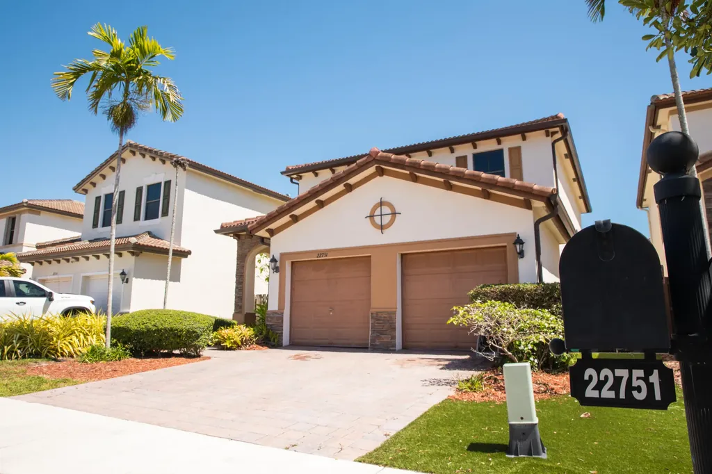 22751 SW 92nd Place Cutler Bay FL 33189