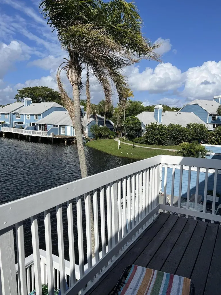 809 Ocean Dunes Circle Jupiter FL 33477