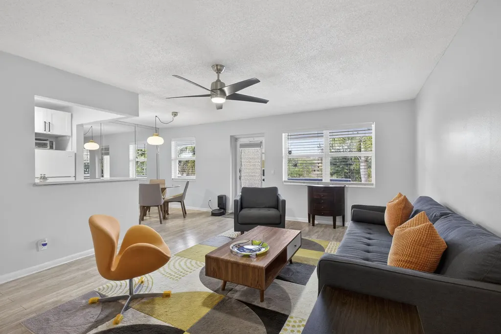 155 Windsor G West Palm Beach FL 33417