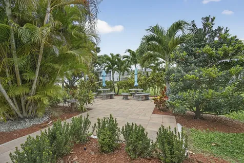 155 Windsor G West Palm Beach FL 33417
