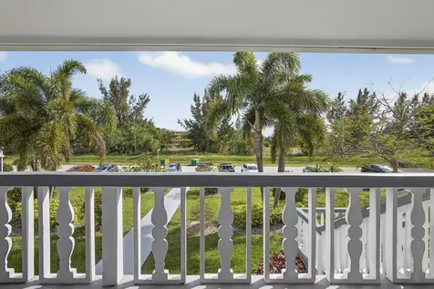 155 Windsor G West Palm Beach FL 33417