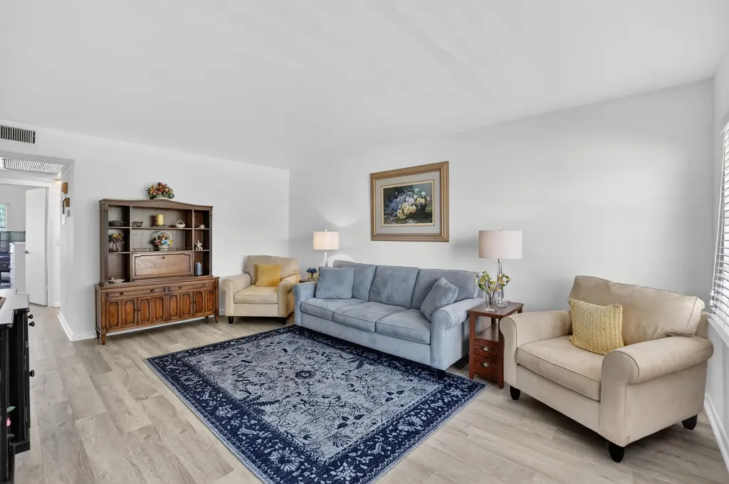 150 Mansfield D Boca Raton FL 33434