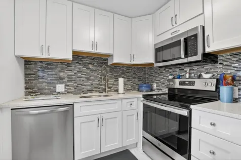 150 Mansfield D Boca Raton FL 33434