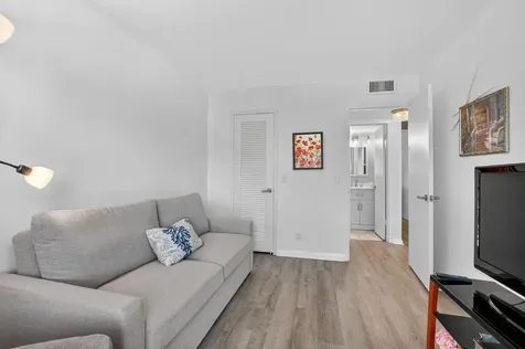 150 Mansfield D Boca Raton FL 33434
