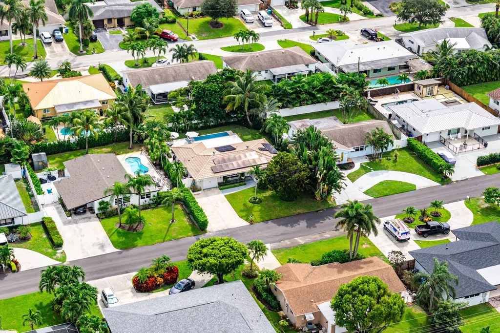 2810 SW 5th Street Boynton Beach FL 33435