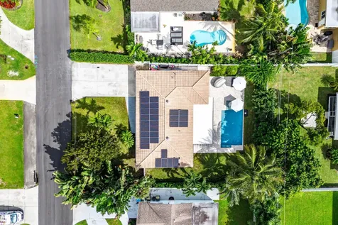2810 SW 5th Street Boynton Beach FL 33435
