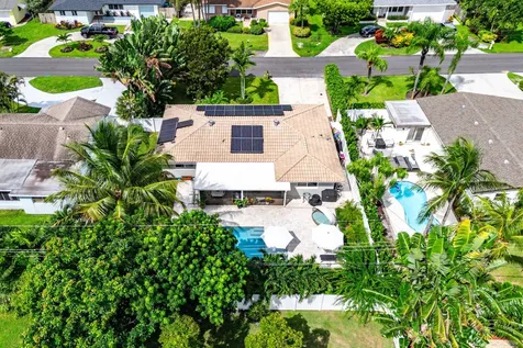 2810 SW 5th Street Boynton Beach FL 33435