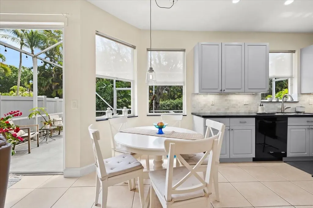 10255 Little Mustang Way Lake Worth FL 33449
