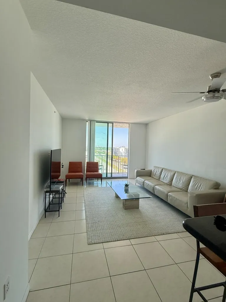 140 S Dixie Highway Hollywood FL 33020