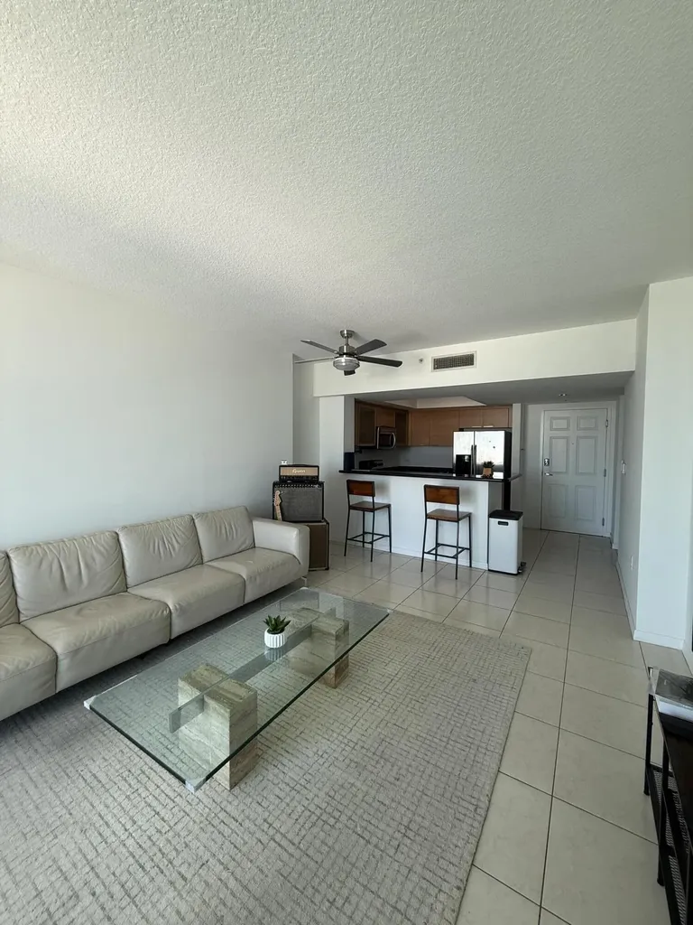 140 S Dixie Highway Hollywood FL 33020