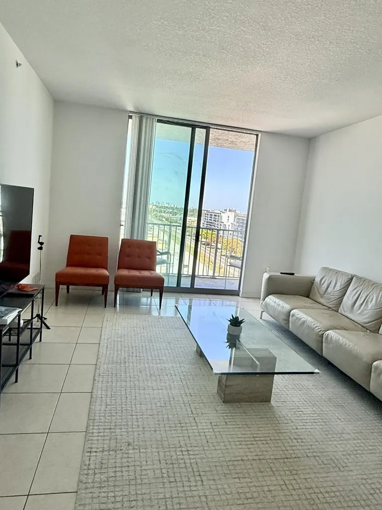 140 S Dixie Highway Hollywood FL 33020