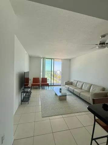 140 S Dixie Highway Hollywood FL 33020