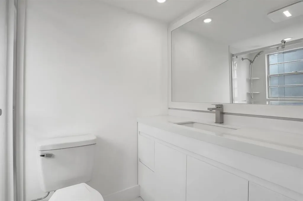40 Prescott B Deerfield Beach FL 33442