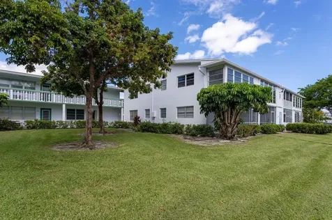 40 Prescott B Deerfield Beach FL 33442