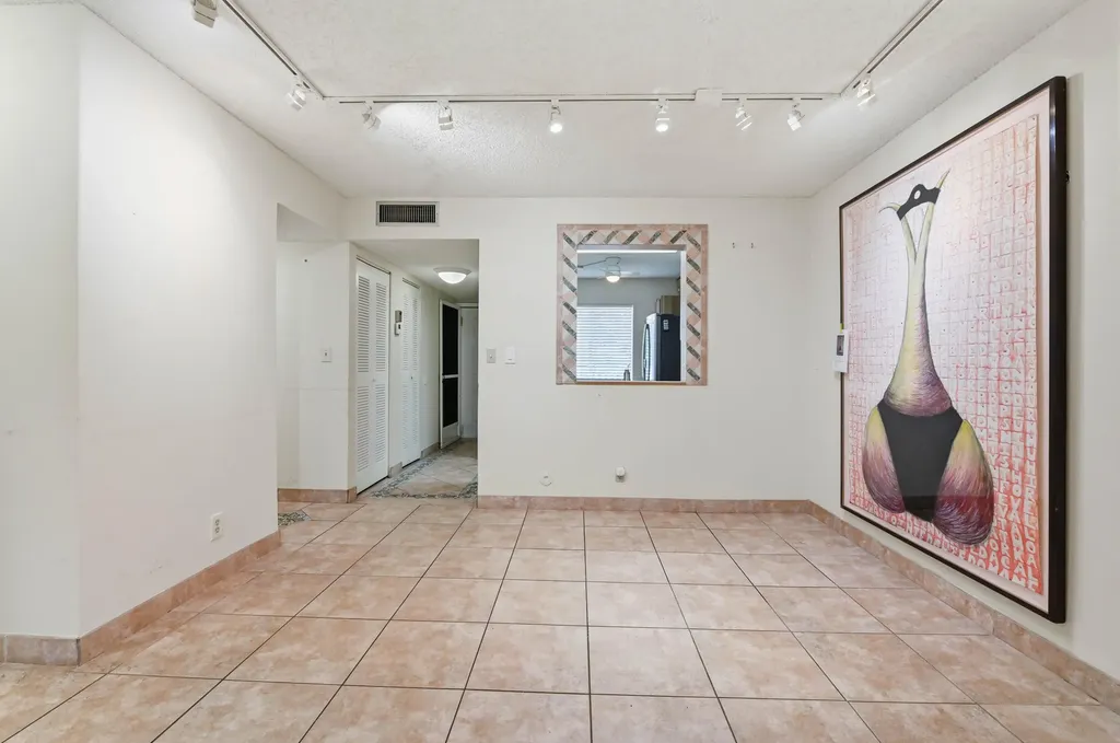 6865 Huntington Lane Delray Beach FL 33446