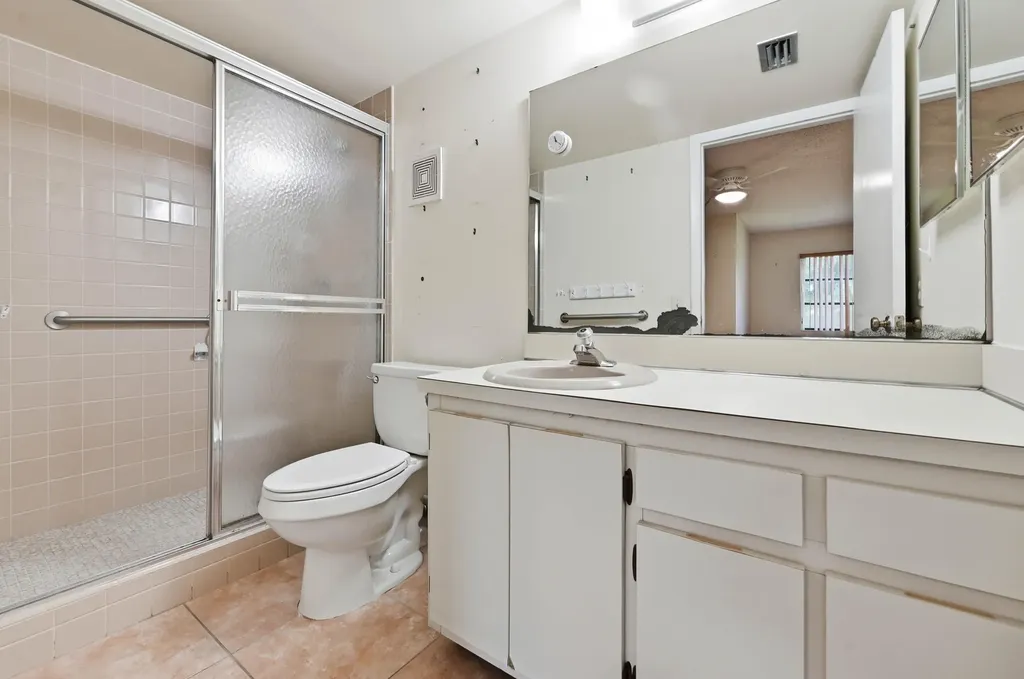 6865 Huntington Lane Delray Beach FL 33446