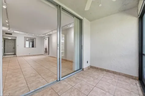 6865 Huntington Lane Delray Beach FL 33446