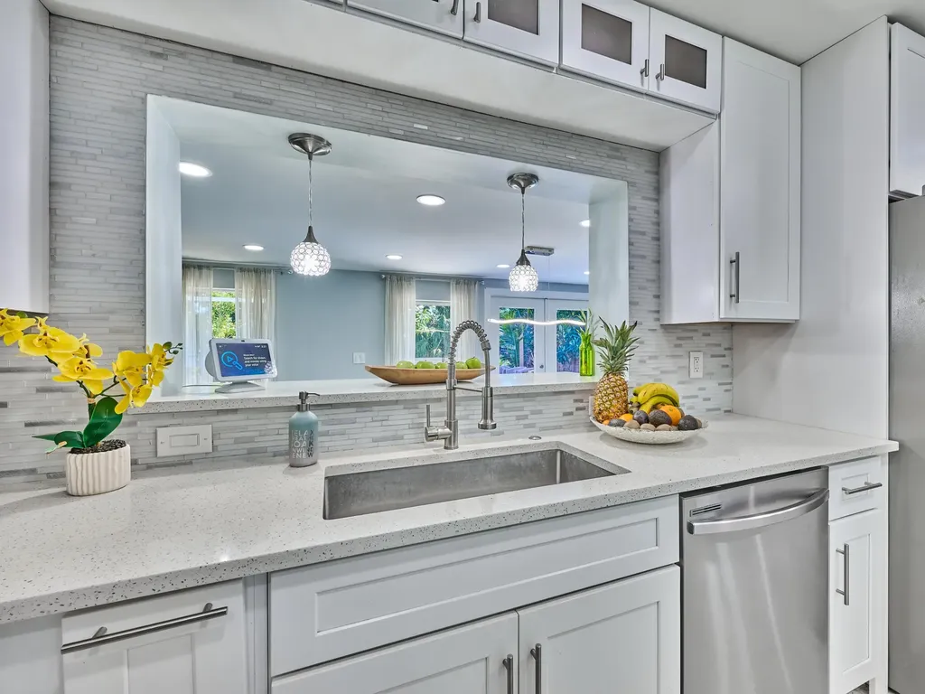 9020 SW 8th Street Boca Raton FL 33433