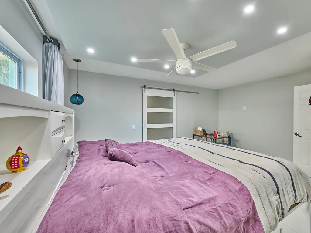 9020 SW 8th Street Boca Raton FL 33433