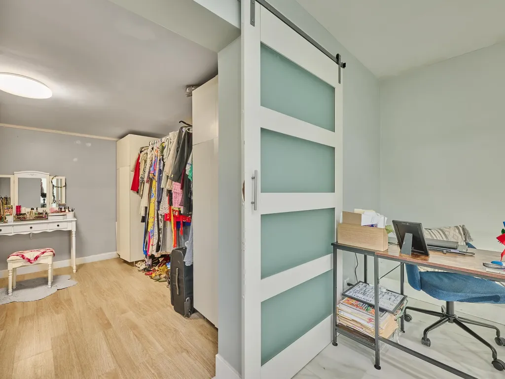 9020 SW 8th Street Boca Raton FL 33433