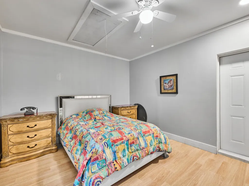 9020 SW 8th Street Boca Raton FL 33433