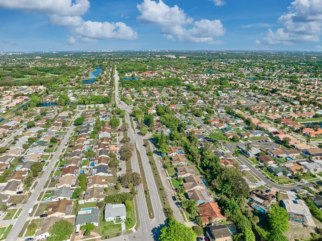 9020 SW 8th Street Boca Raton FL 33433