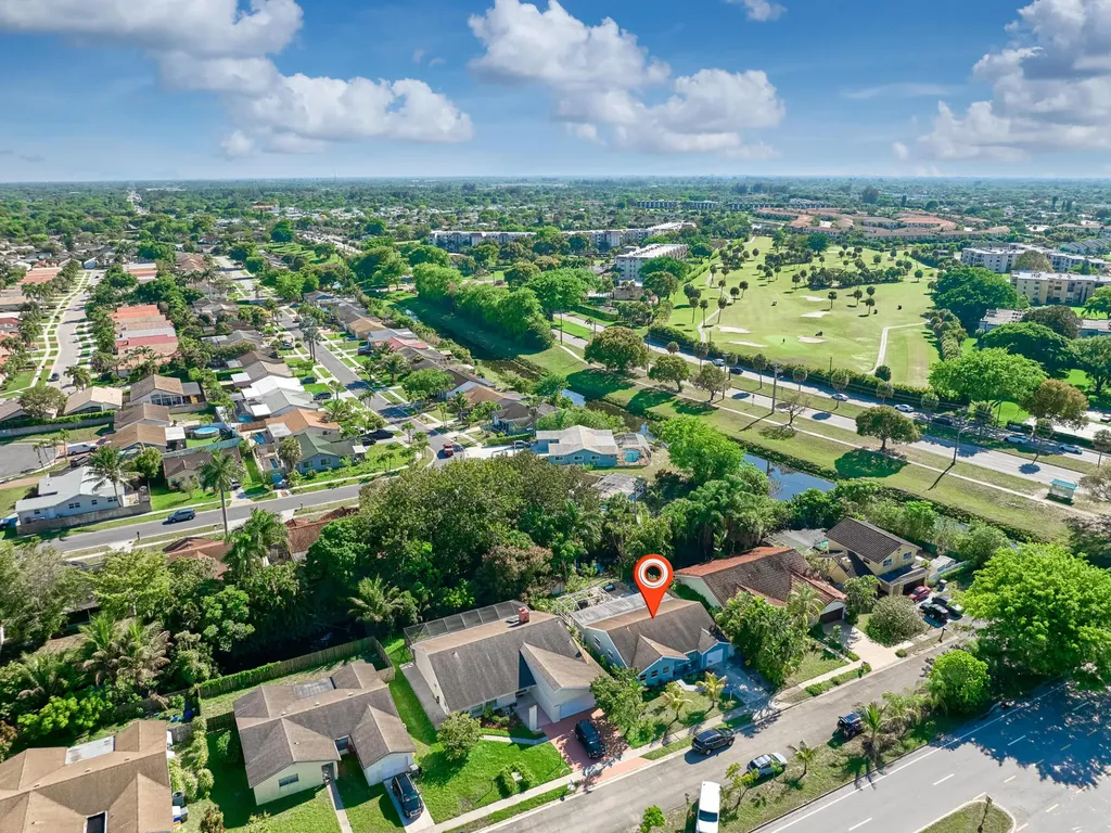 9020 SW 8th Street Boca Raton FL 33433