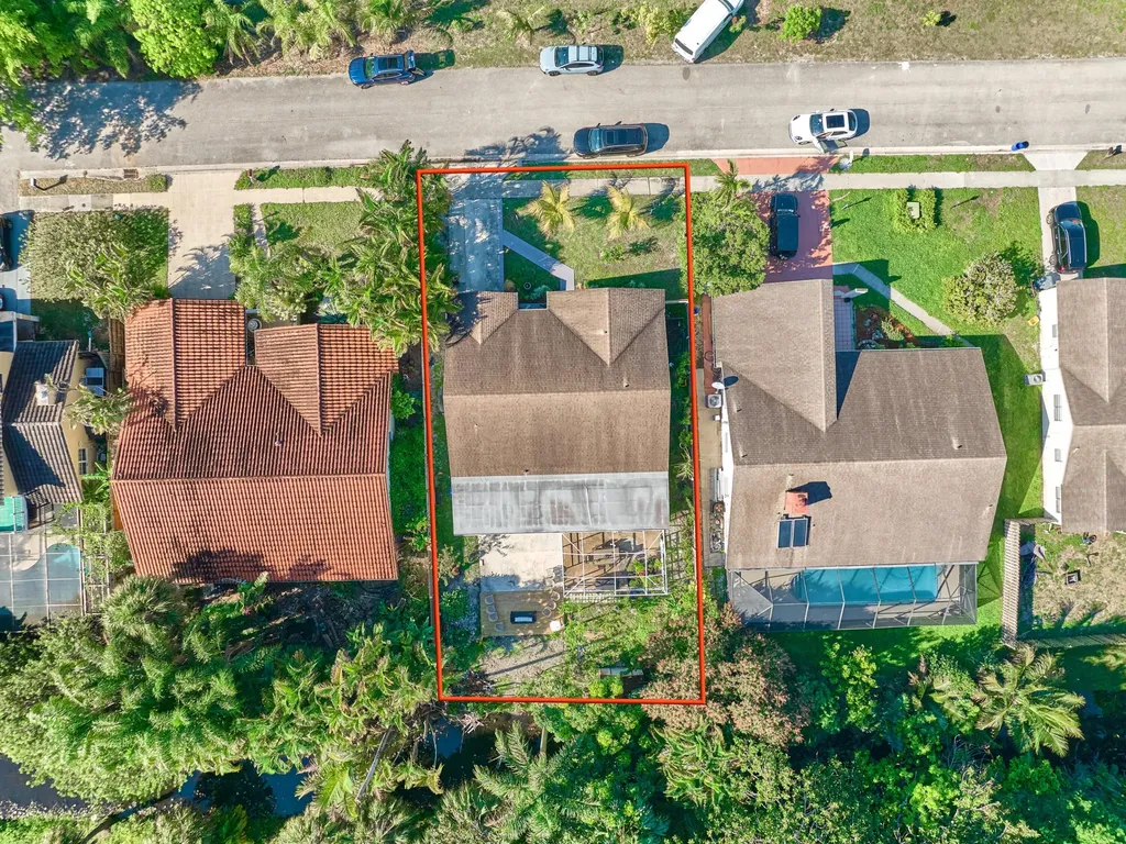 9020 SW 8th Street Boca Raton FL 33433