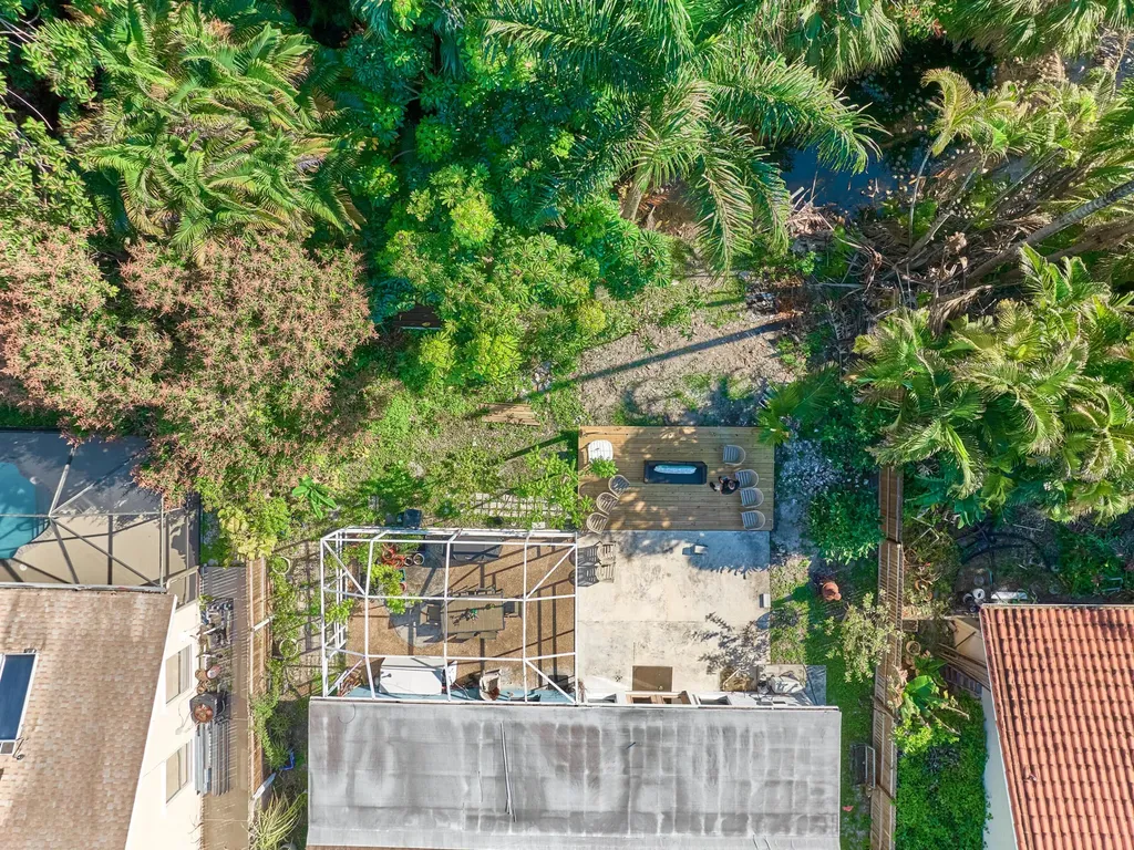 9020 SW 8th Street Boca Raton FL 33433