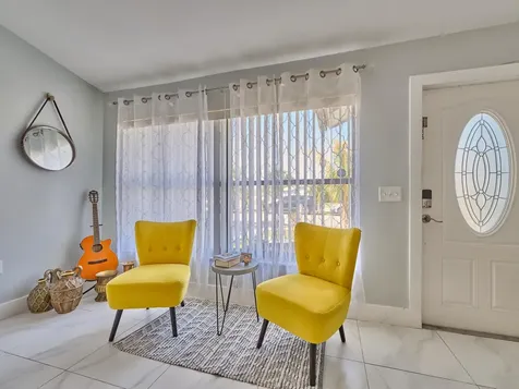 9020 SW 8th Street Boca Raton FL 33433