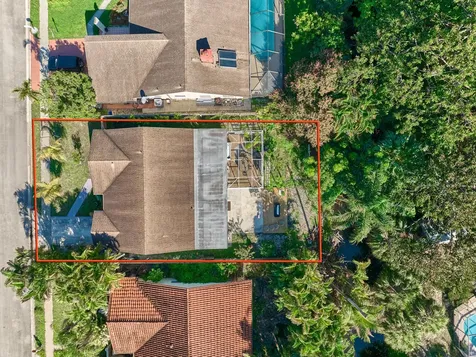 9020 SW 8th Street Boca Raton FL 33433