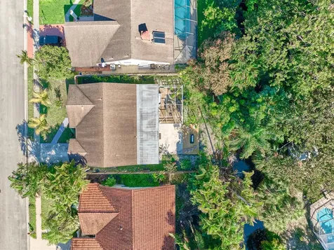 9020 SW 8th Street Boca Raton FL 33433